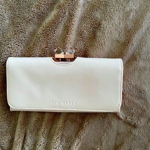 Ted Baker LONDON 'Flat Top Bobble' Matinee Wallet